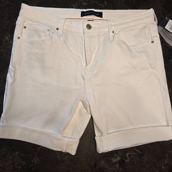 NWT- Tommy Hilfiger White Denim Shorts Cuffed Cotton Stretch Casual WOMENS SZ 10 - Picture 1 of 8